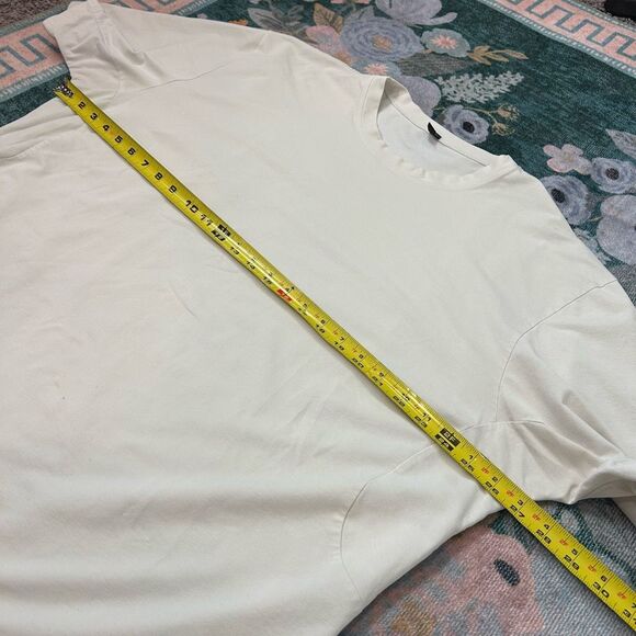 Lululemon T-Shirt Mens 2XL cream Short Sleeve Crew Neck shirt Athletic Gym xxl - Picture 8 of 13